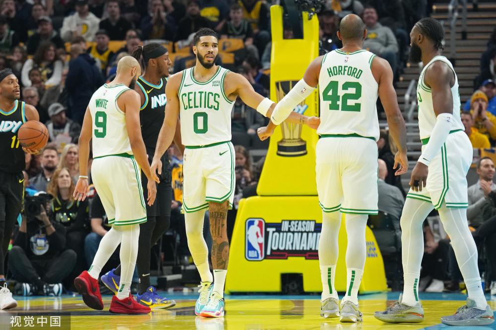 对周围队友 对周围队友