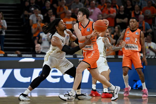 非持球核心 非持球核心