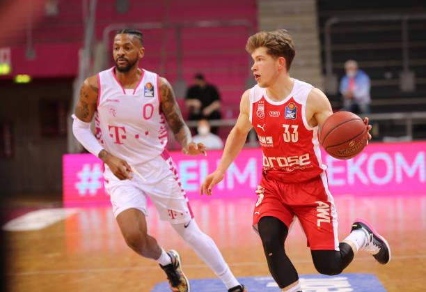 出了一种新 出了一种新