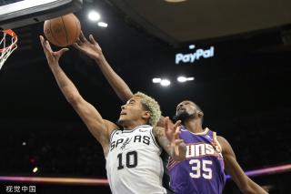 赛的完美收 赛的完美收