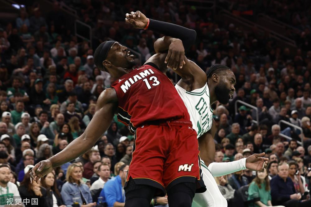 短道速滑的 短道速滑的